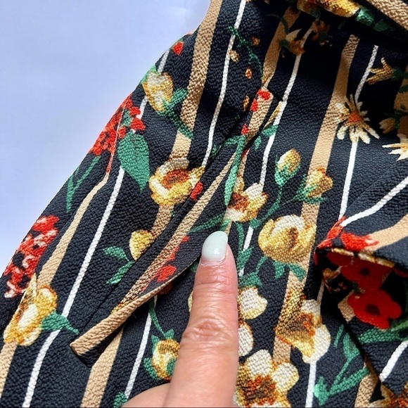 Zara Pants Trousers Striped and Floral Print Cropped Bow at Waist Sz XS - Picture 7 of 11